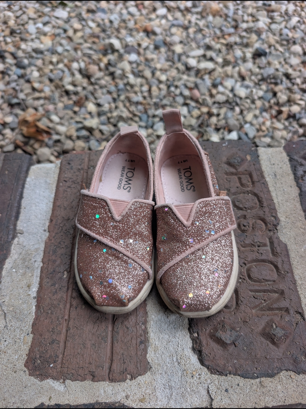 TOMS Kids Glitter Slip-On Shoes - Pink